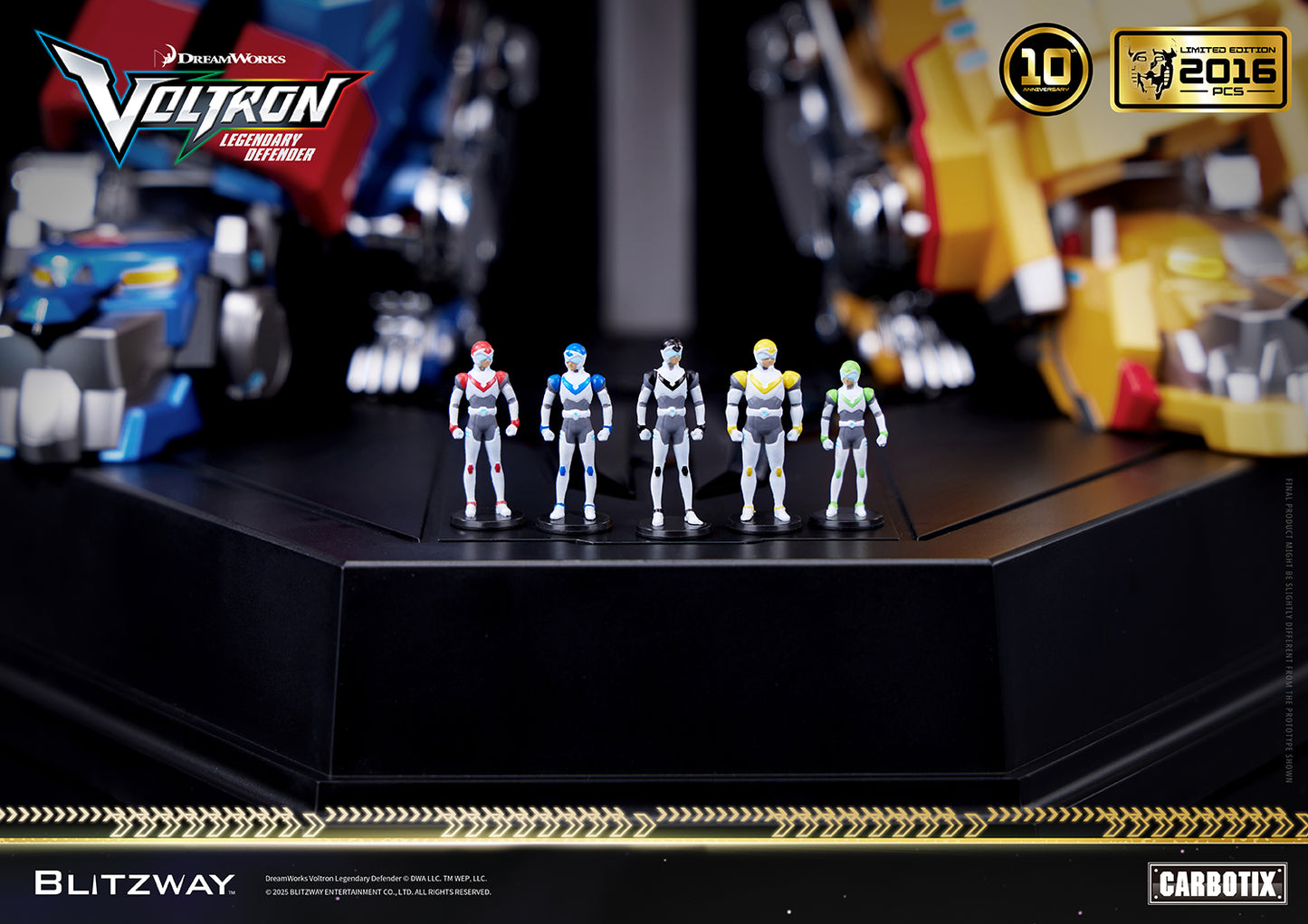 Voltron: Legendary Defender 10th Anniversary Special Limited Edition 1/6 scale Action Figure by Blitzway Carbotix – exclusive set of pilot mini figures (Keith, Lance, Shiro, Hunk, and Pidge) displayed with Blue Lion and Yellow Lion in background, limited to 2,016 pcs worldwide.